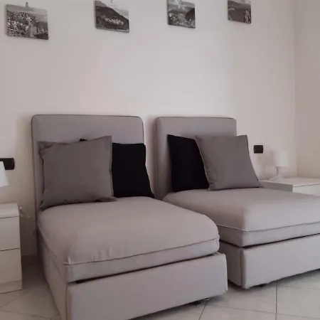 De Michelis House Apartment *