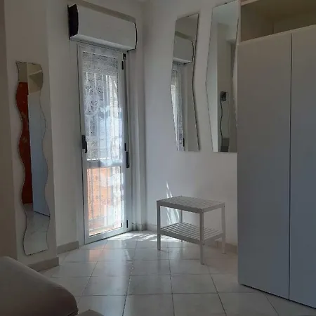 De Michelis House Apartment