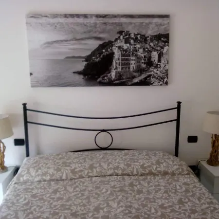 Apartment De Michelis House La Spezia