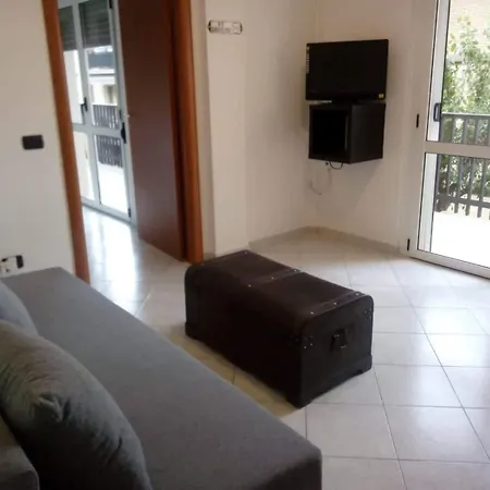 Apartment De Michelis House *